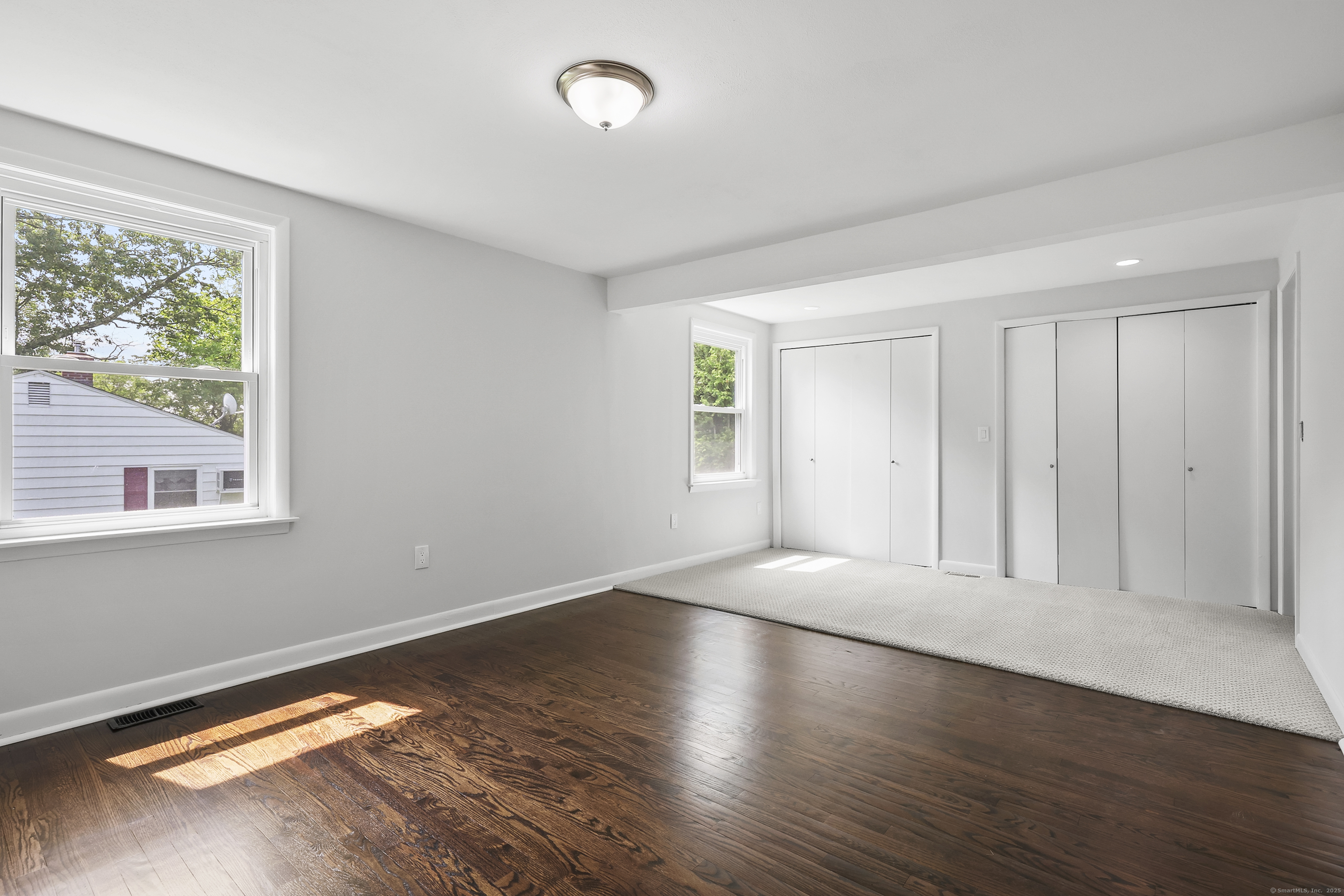 Naugatuck, Connecticut 06770, United States, 3 Bedrooms Bedrooms, ,2 BathroomsBathrooms,Residential,Pending,148432