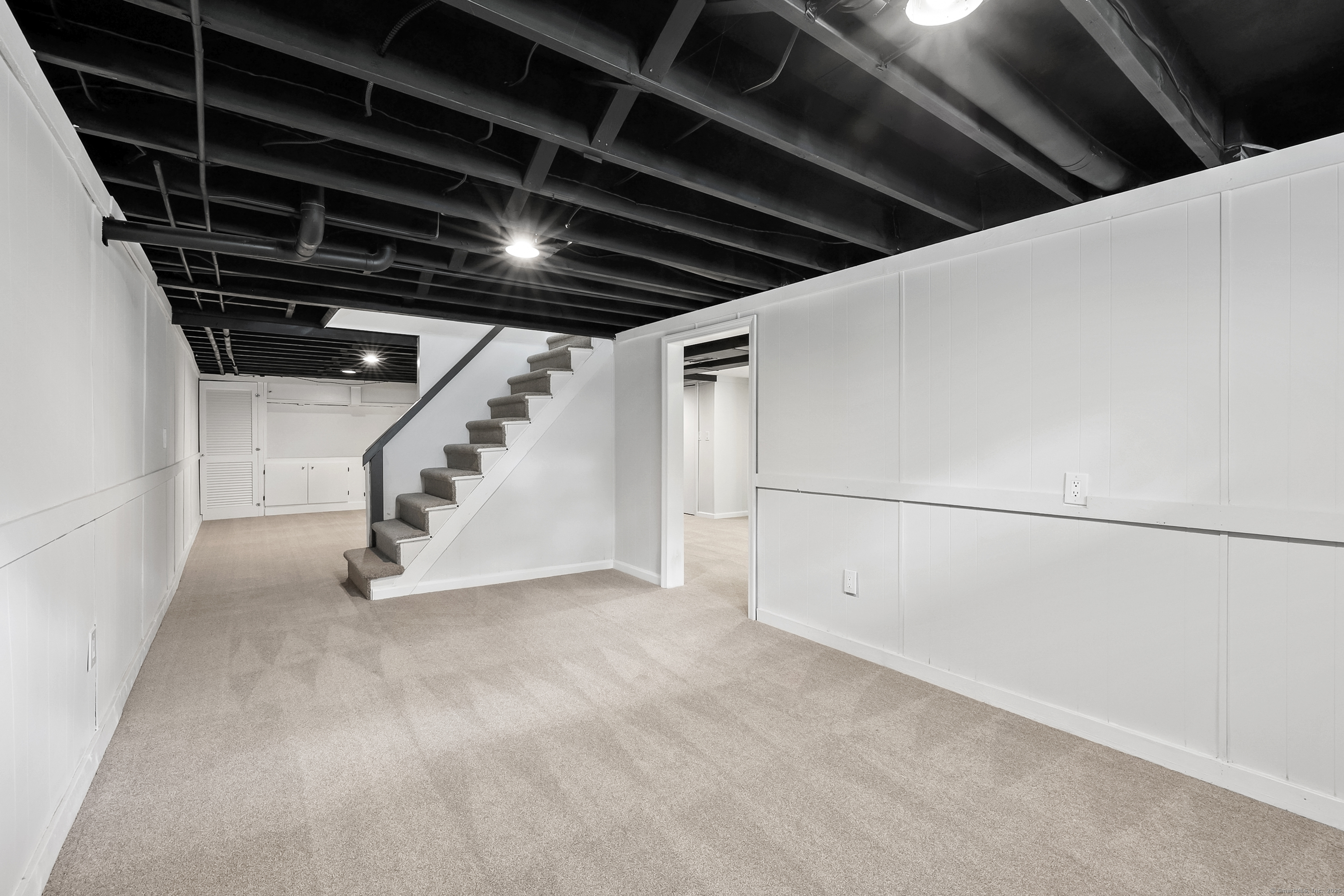 Naugatuck, Connecticut 06770, United States, 3 Bedrooms Bedrooms, ,2 BathroomsBathrooms,Residential,Pending,148432