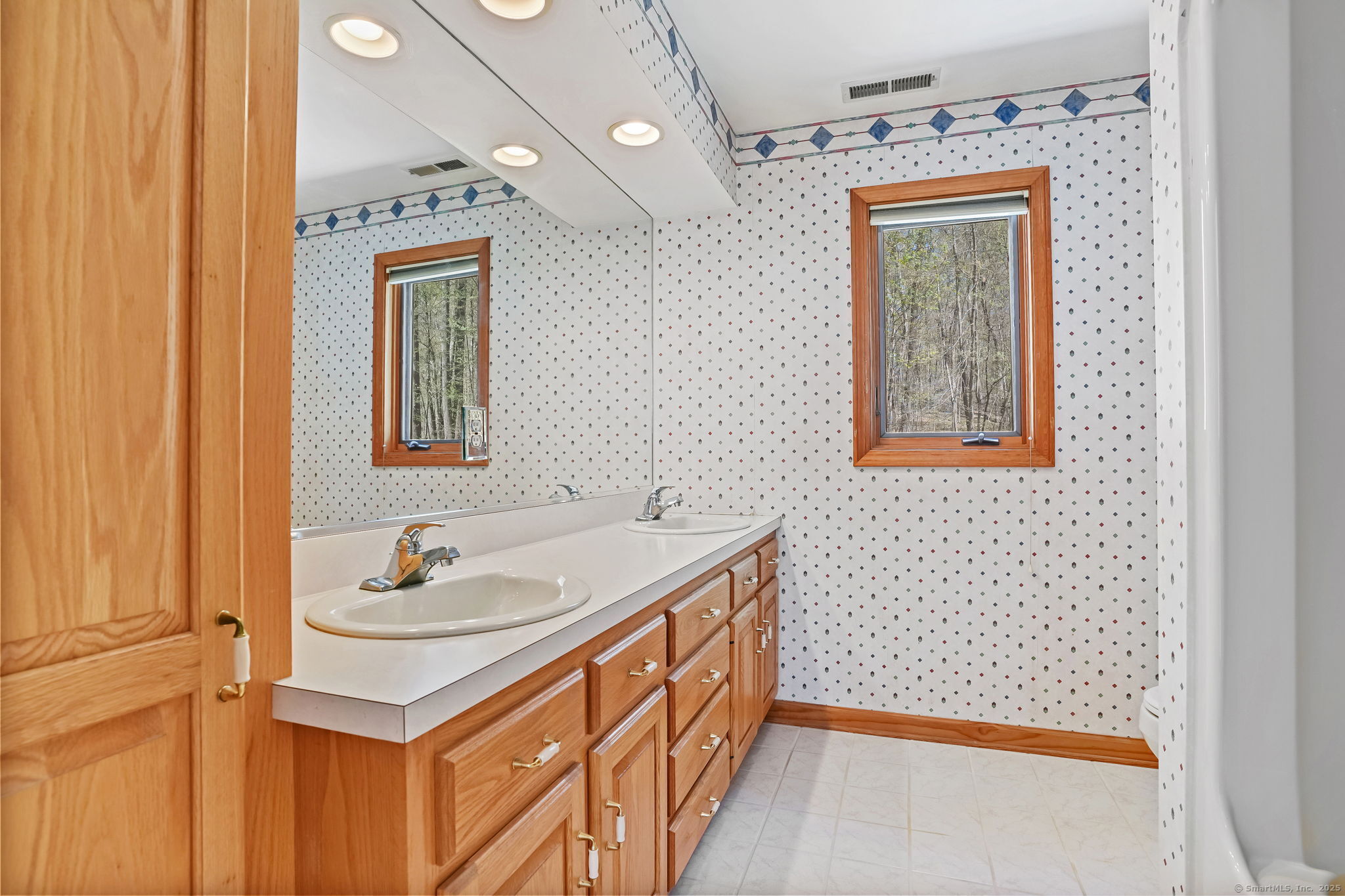 43 Tram Drive, Oxford, Connecticut image 24
