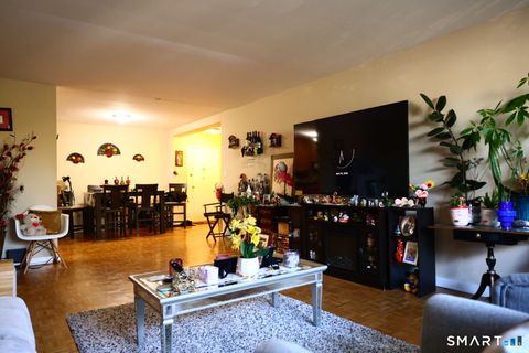 Tiny photo for 25 Cartright Street #7E, Bridgeport, CT 06604 (MLS # 24172437)