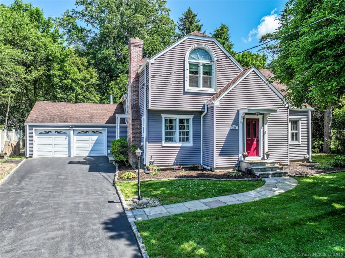 156 Killian Avenue
