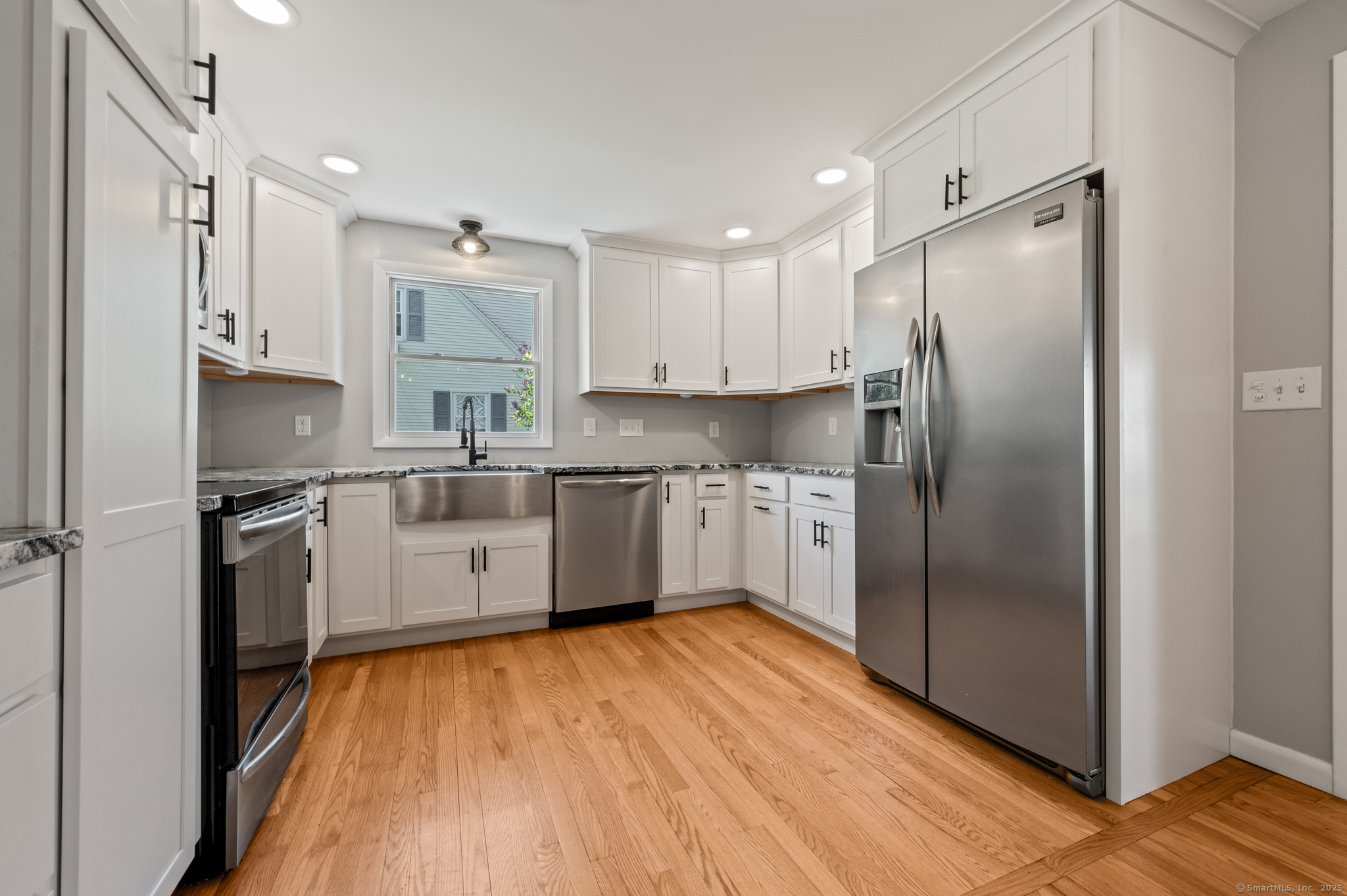 24 Cody Avenue, Plainville, Connecticut image 8