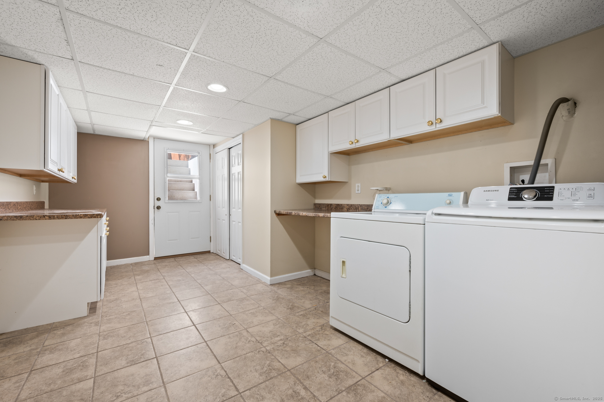 24 Cody Avenue, Plainville, Connecticut image 34