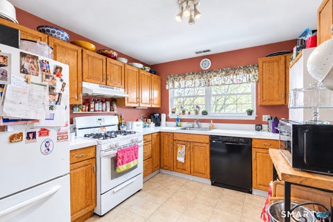 Tiny photo for 2390 State Street #2i, Hamden, CT 06517 (MLS # 24206988)