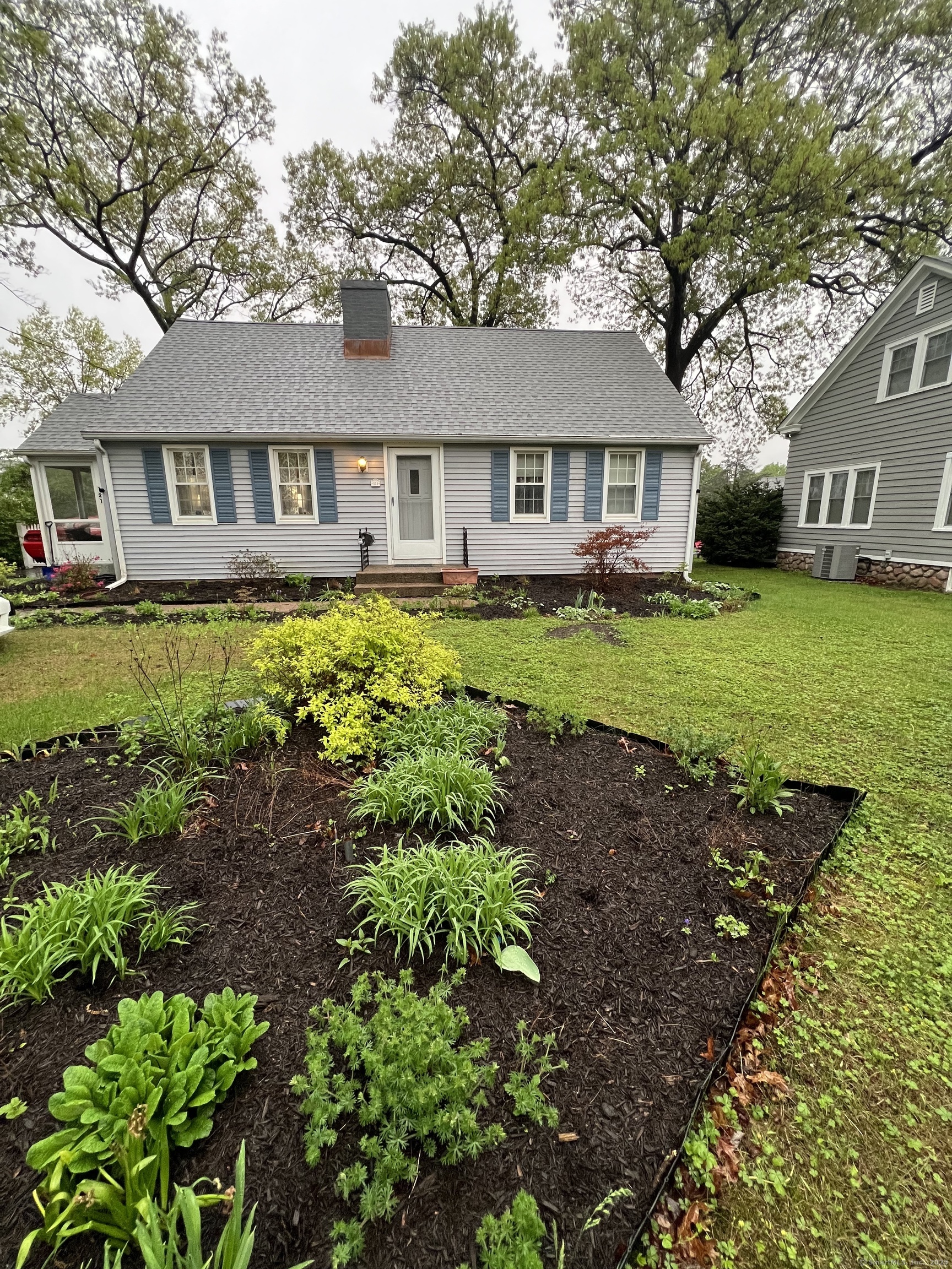 Property for Sale at Dorothy Road, Bristol, Connecticut - Bedrooms: 2 
Bathrooms: 1 
Rooms: 4  - $279,900