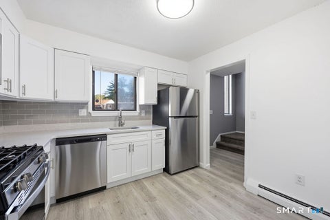 Tiny photo for 11 Sutton Place #11, Bloomfield, CT 06002 (MLS # 24215193)
