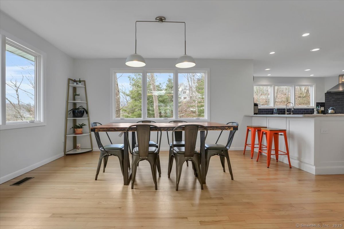 553 Mulberry Point Road, Guilford, Connecticut image 11