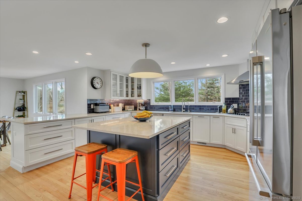 553 Mulberry Point Road, Guilford, Connecticut image 12