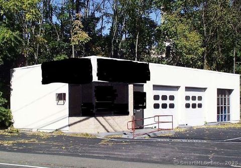 MLS: 24069386