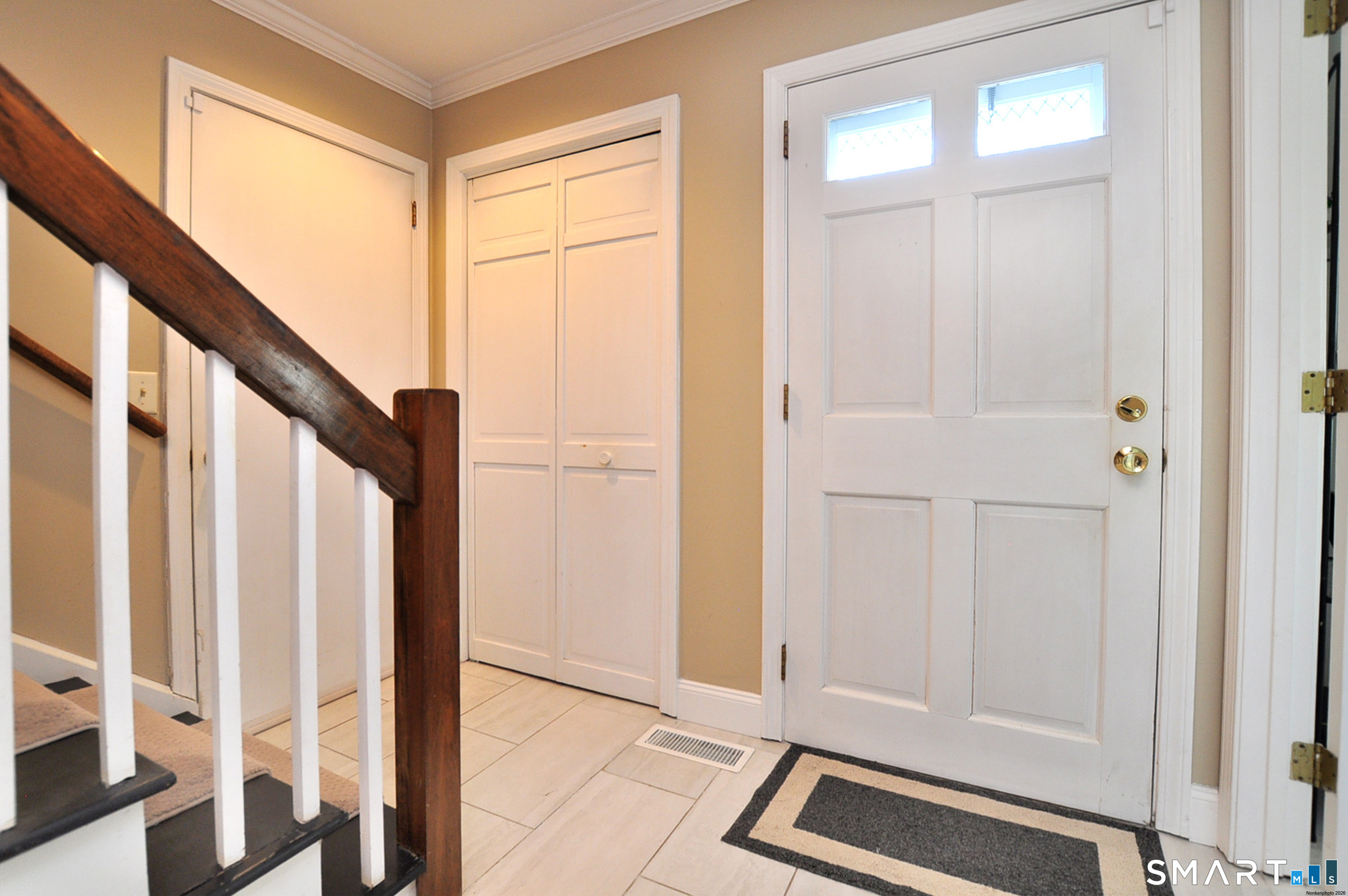 104 Tunxis Village