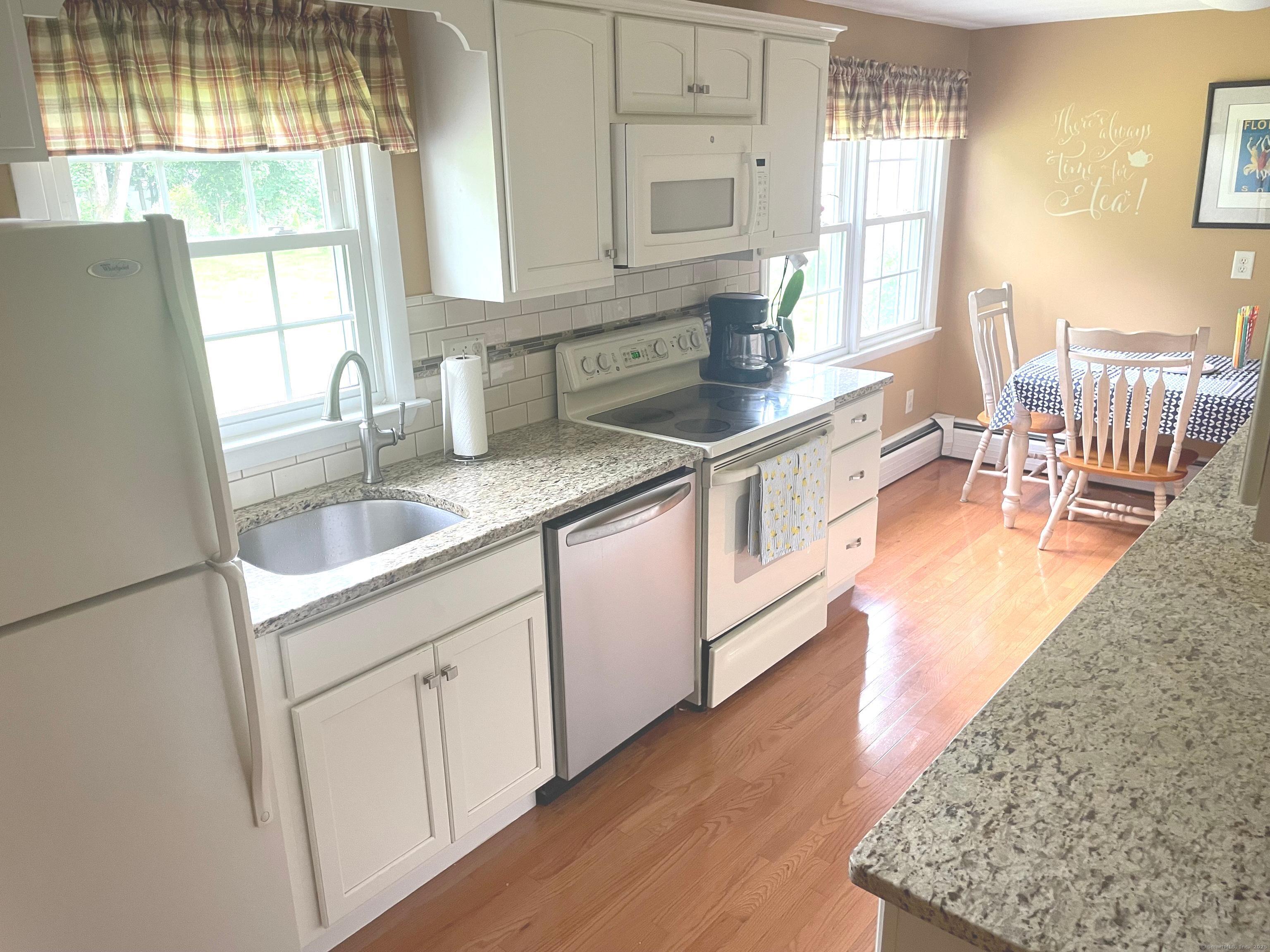 67 Geer Street, Cromwell, Connecticut image 3