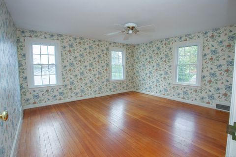 Tiny photo for 189 Glenwood Street, Manchester, CT 06040 (MLS # 24133976)