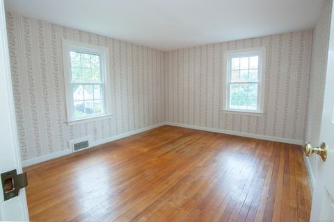 Tiny photo for 189 Glenwood Street, Manchester, CT 06040 (MLS # 24133976)
