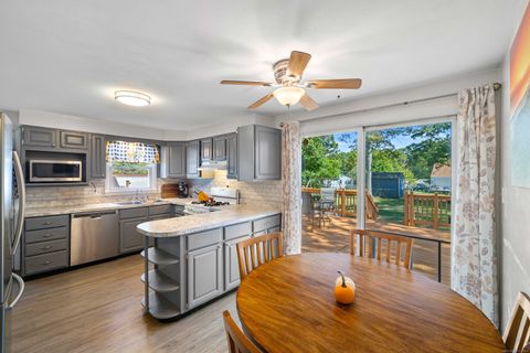 Tiny photo for 197 Connecticut Boulevard, Montville, CT 06370 (MLS # 24128356)