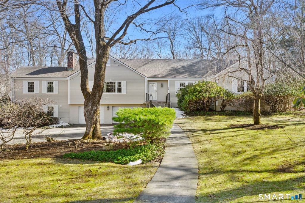 Photo of 26 Holly Lane, Darien, CT 06820 (MLS # 24157701)