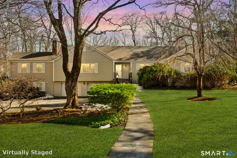 26 Holly Lane Darien CT 06820