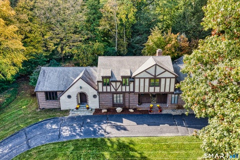 Photo of 14 Tulip Tree Lane, Woodbridge, CT 06525 (MLS # 24214337)