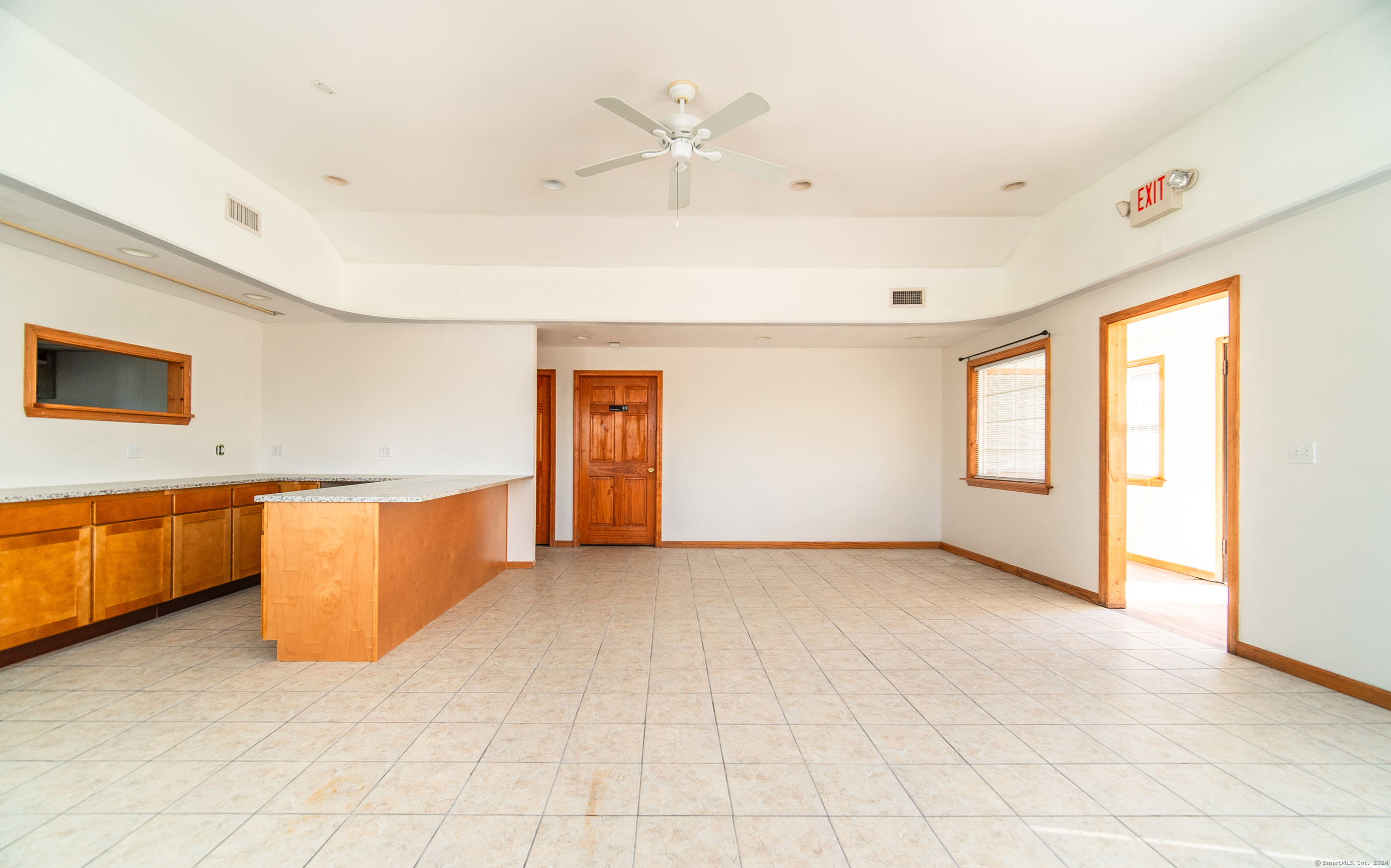 Middletown, Connecticut 06457, United States, ,2 BathroomsBathrooms,Commercial,Active,38757