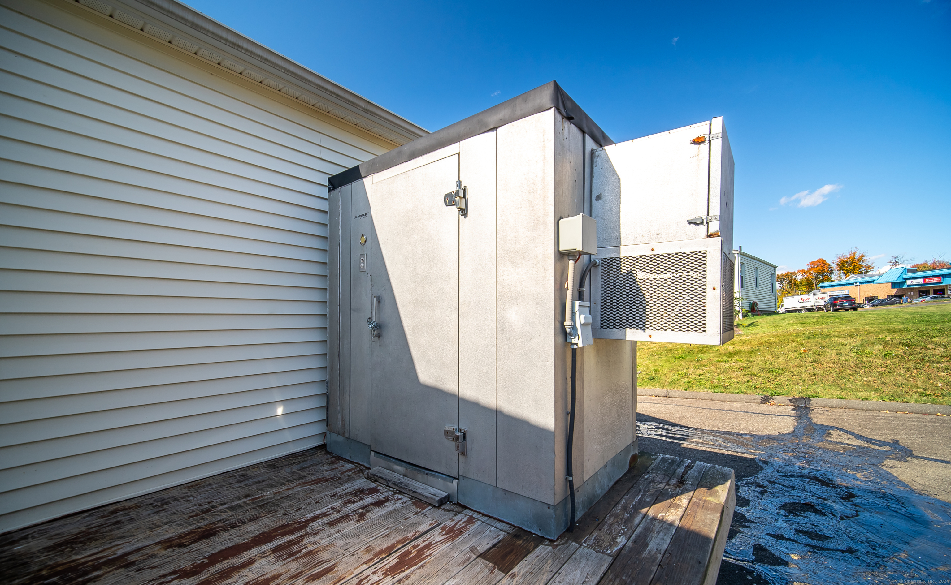 Middletown, Connecticut 06457, United States, ,2 BathroomsBathrooms,Commercial,Active,38757