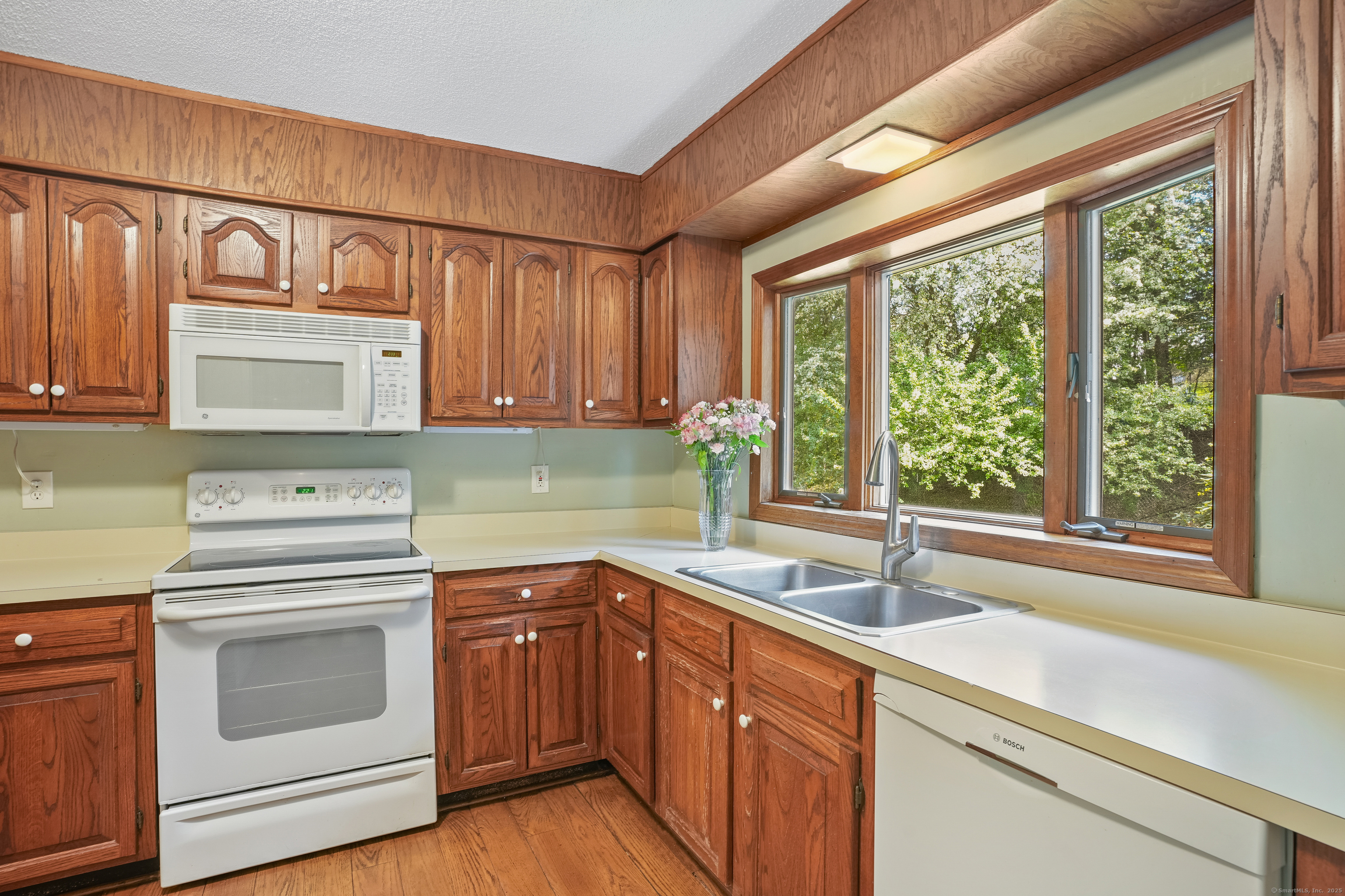 22 Dorset Drive, New Milford, Connecticut image 13