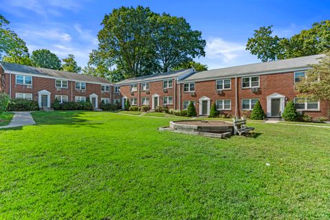 Tiny photo for 17 Hamilton Court #C, Stamford, CT 06902 (MLS # 24135509)