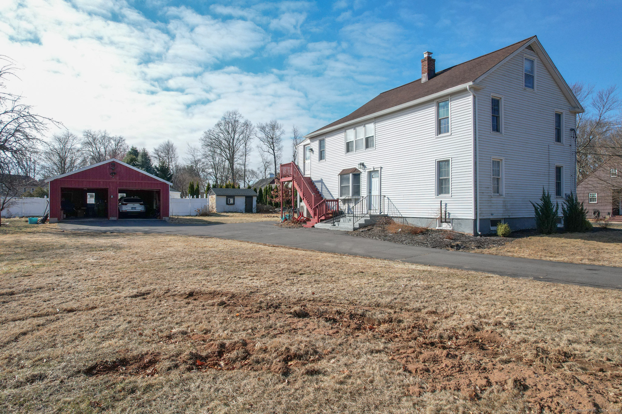 Bristol, Connecticut 06010, United States, 2 Bedrooms Bedrooms, ,2 BathroomsBathrooms,Residential,Pending,127737