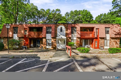 Photo of 35 Woodsedge Drive #5B, Newington, CT 06111 (MLS # 24210530)