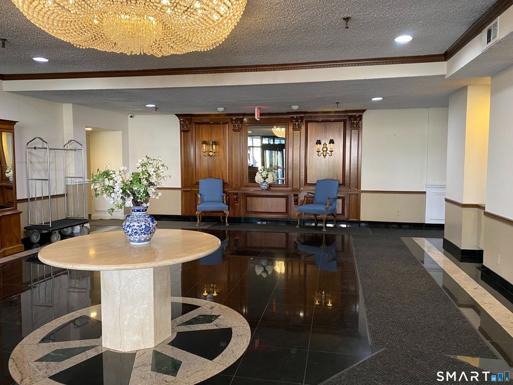 Photo of 143 Hoyt Street #APT 4K, Stamford, CT 06905 (MLS # 24157923)