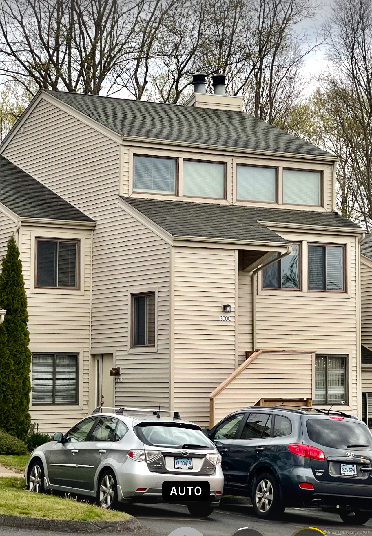 300 Brittany Farms Road C, New Britain, Connecticut - 3 Bedrooms  
2 Bathrooms  
7 Rooms - 