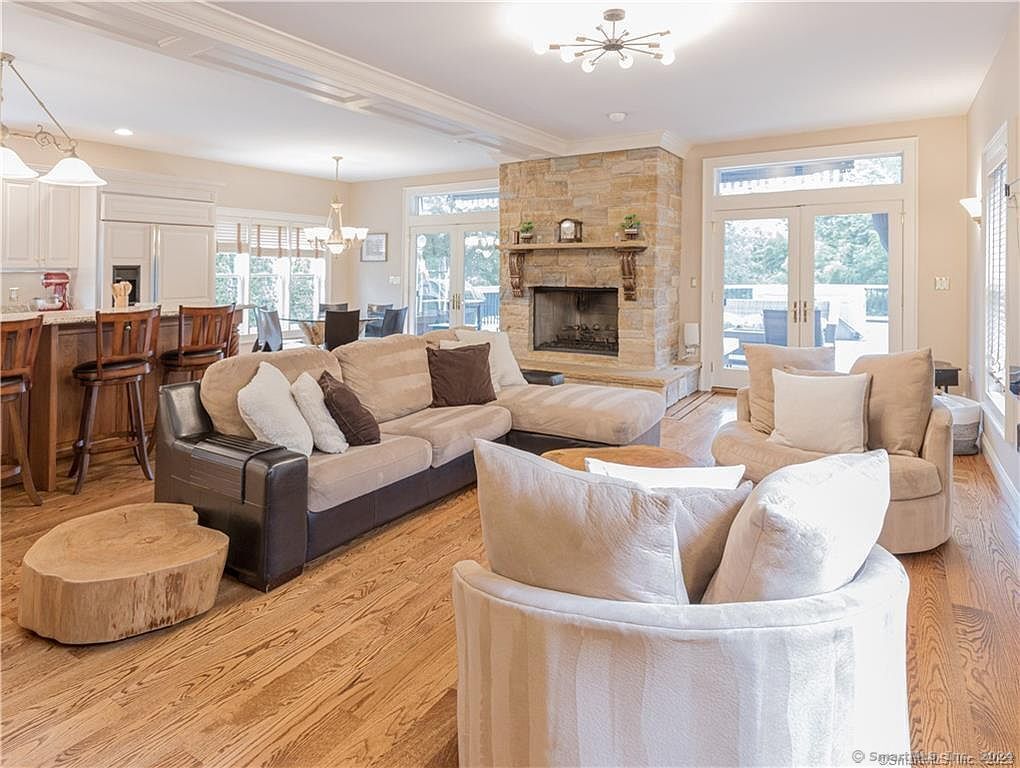 Rental Property at Greenwood Avenue, Darien, Connecticut - Bedrooms: 4 
Bathrooms: 4 
Rooms: 8  - $9,500 MO.