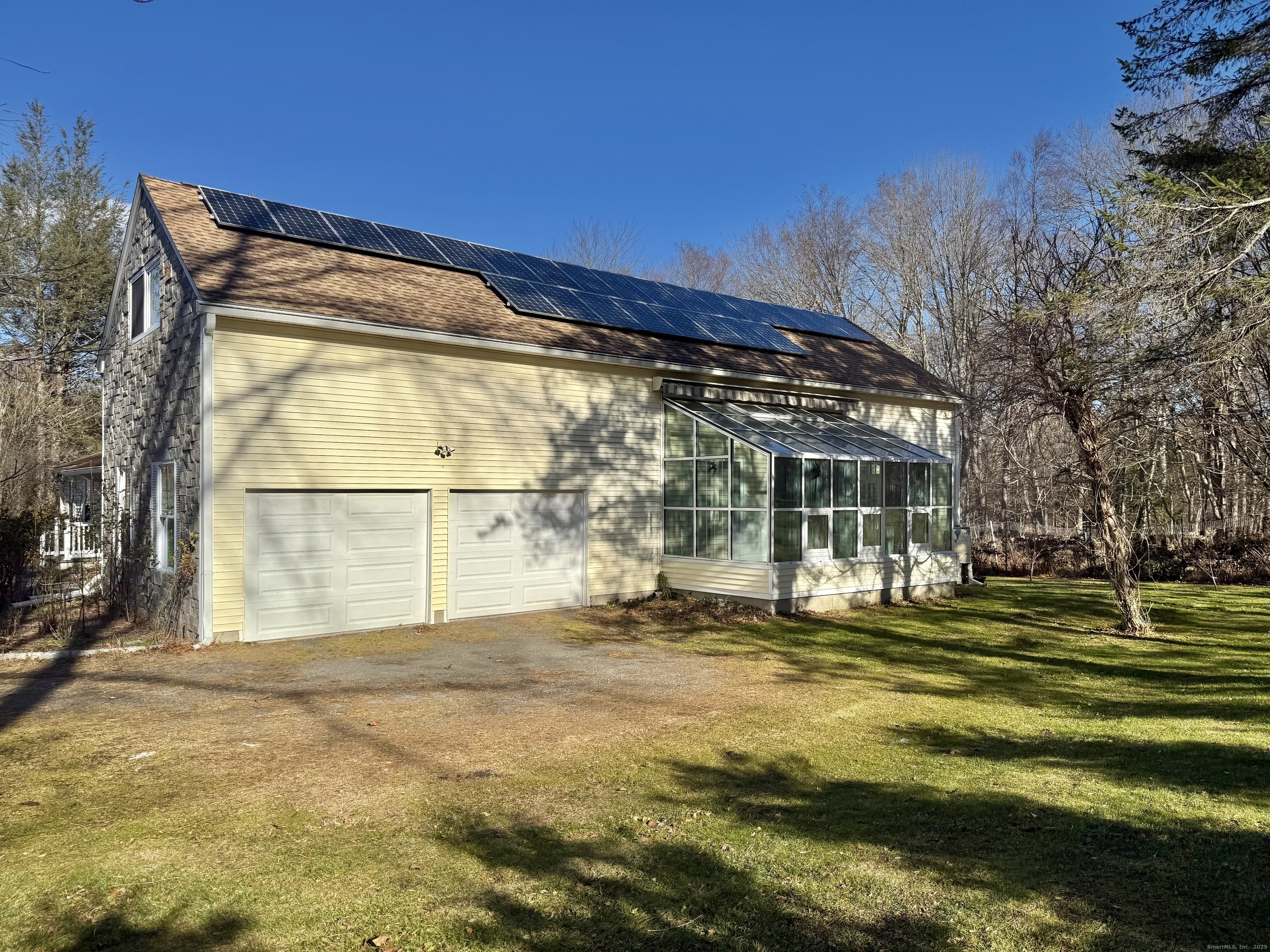 12 Great Meadow Road