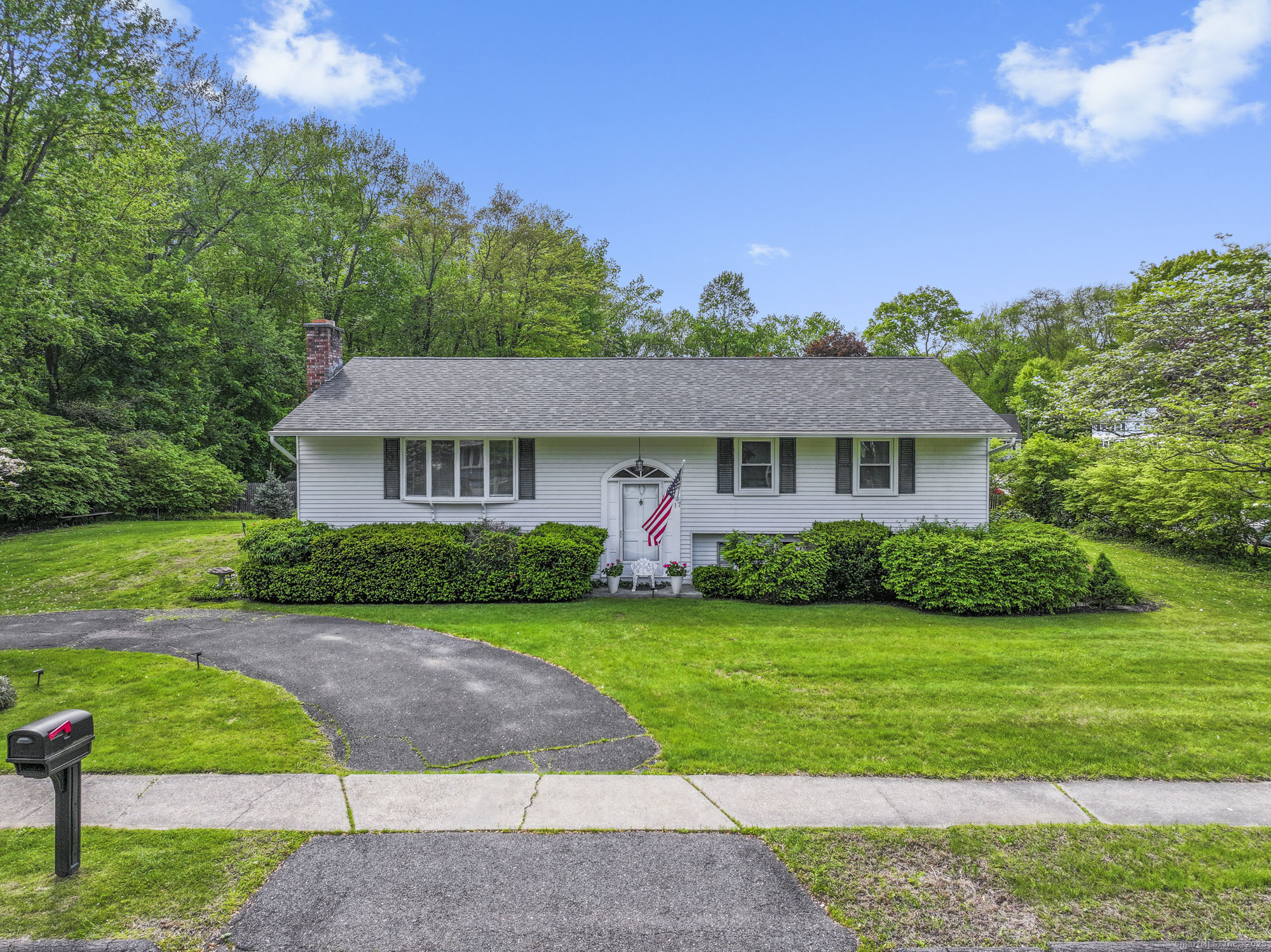 17 Pioneer Drive