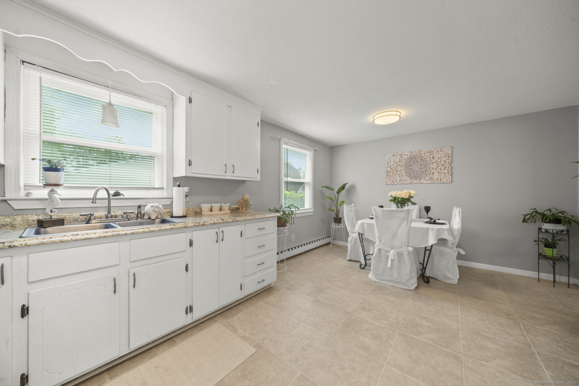 17 Pioneer Drive, Enfield, Connecticut image 7