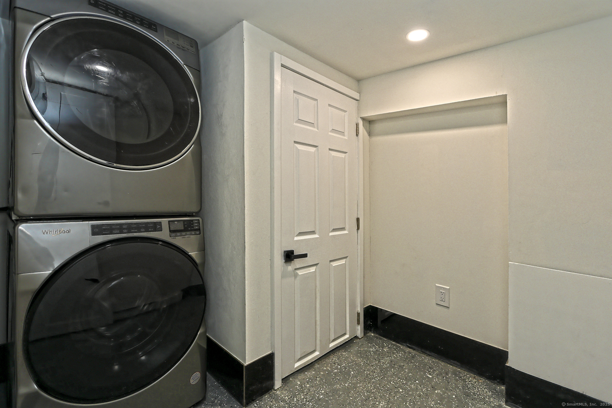 92 Contact Drive, West Haven, Connecticut image 33