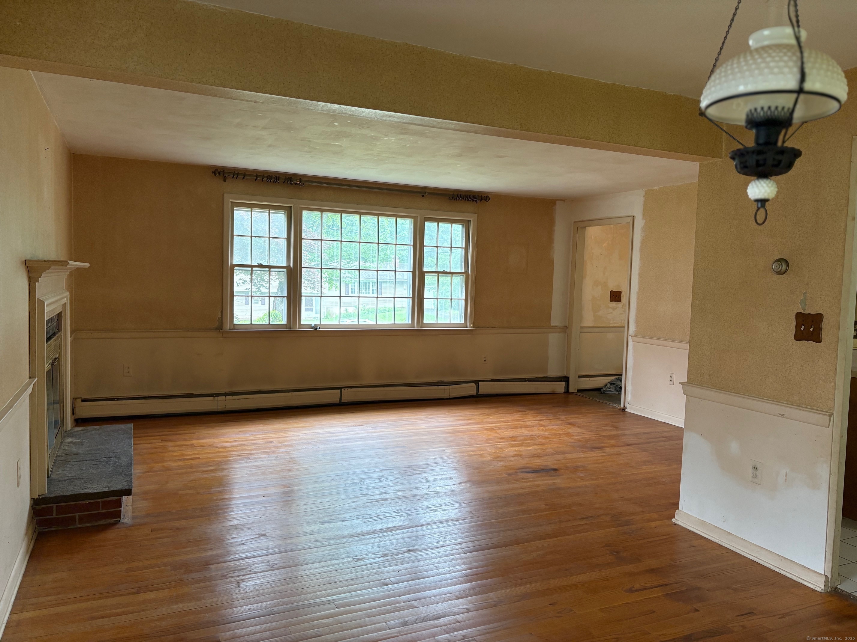 85 Elmwood Drive, Meriden, Connecticut image 5