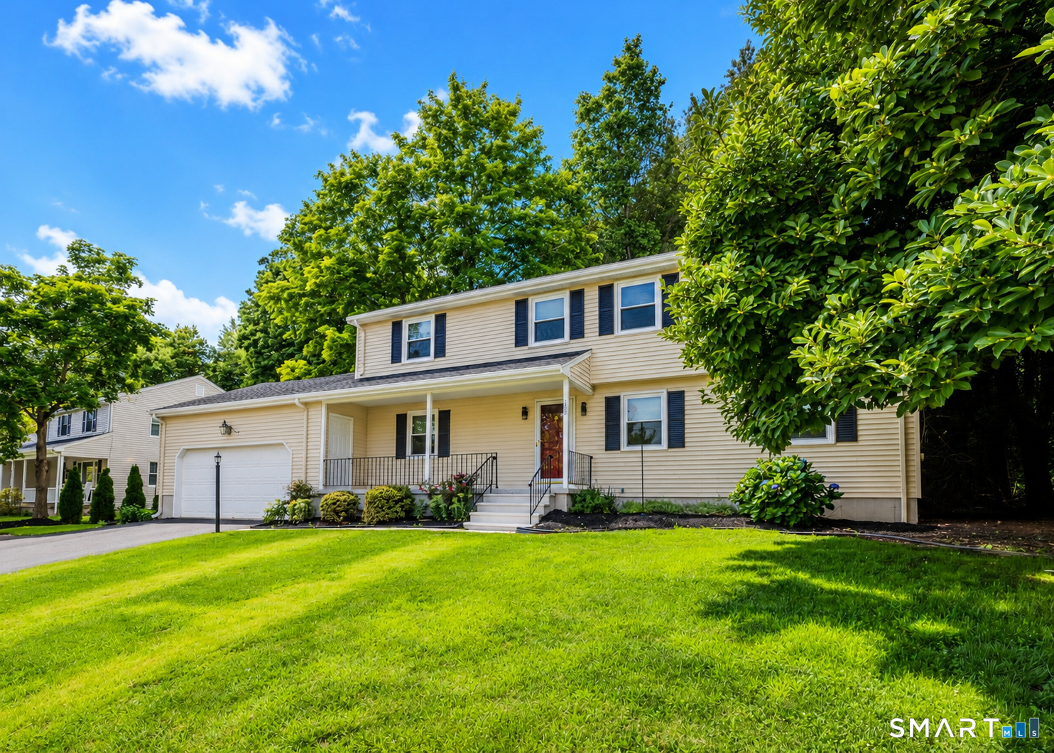 132 Hollyberry Lane