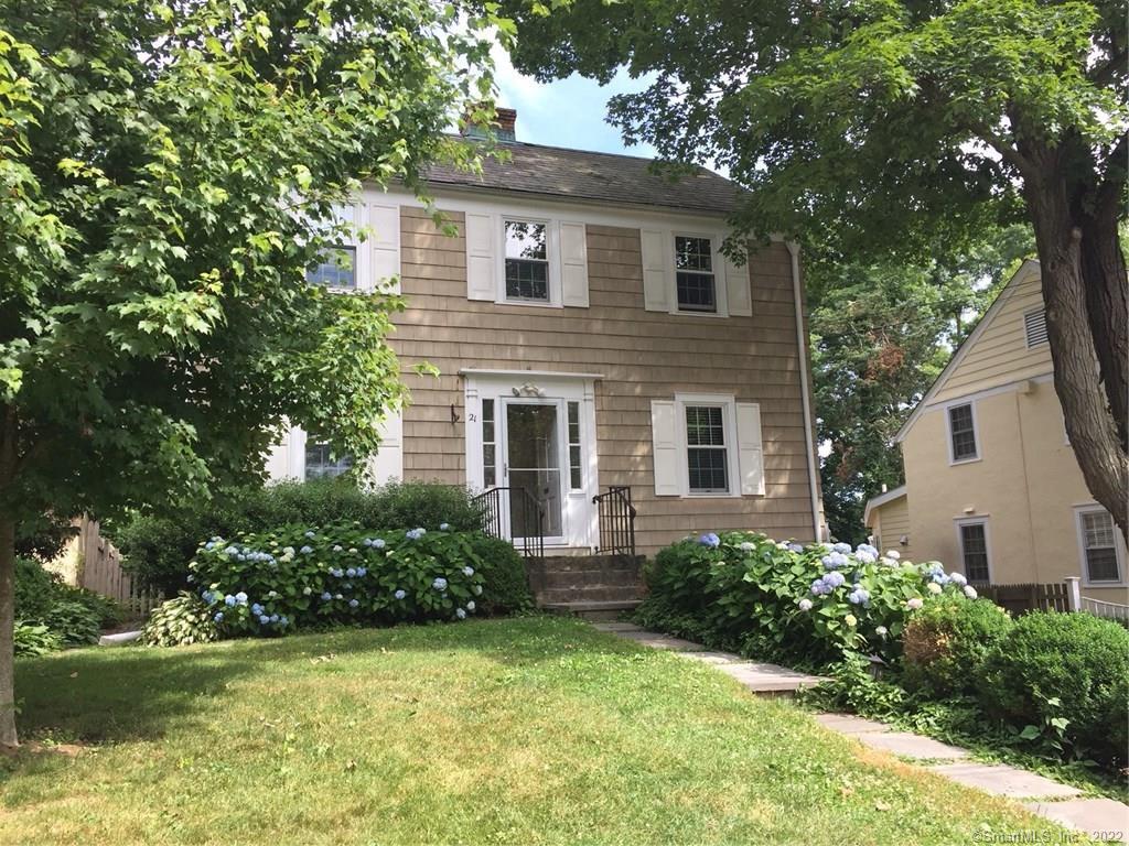 Photo 1 of 21 Richmond Drive, Greenwich, Connecticut, $4,125, Web #: 170084880