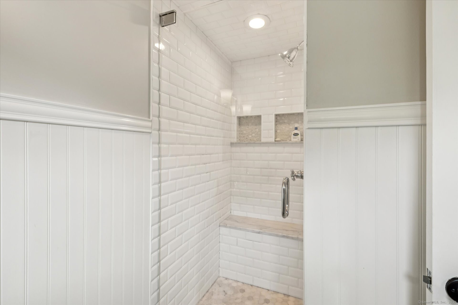 West Hartford, Connecticut 06107, United States, 4 Bedrooms Bedrooms, ,3 BathroomsBathrooms,Residential,Active,170417