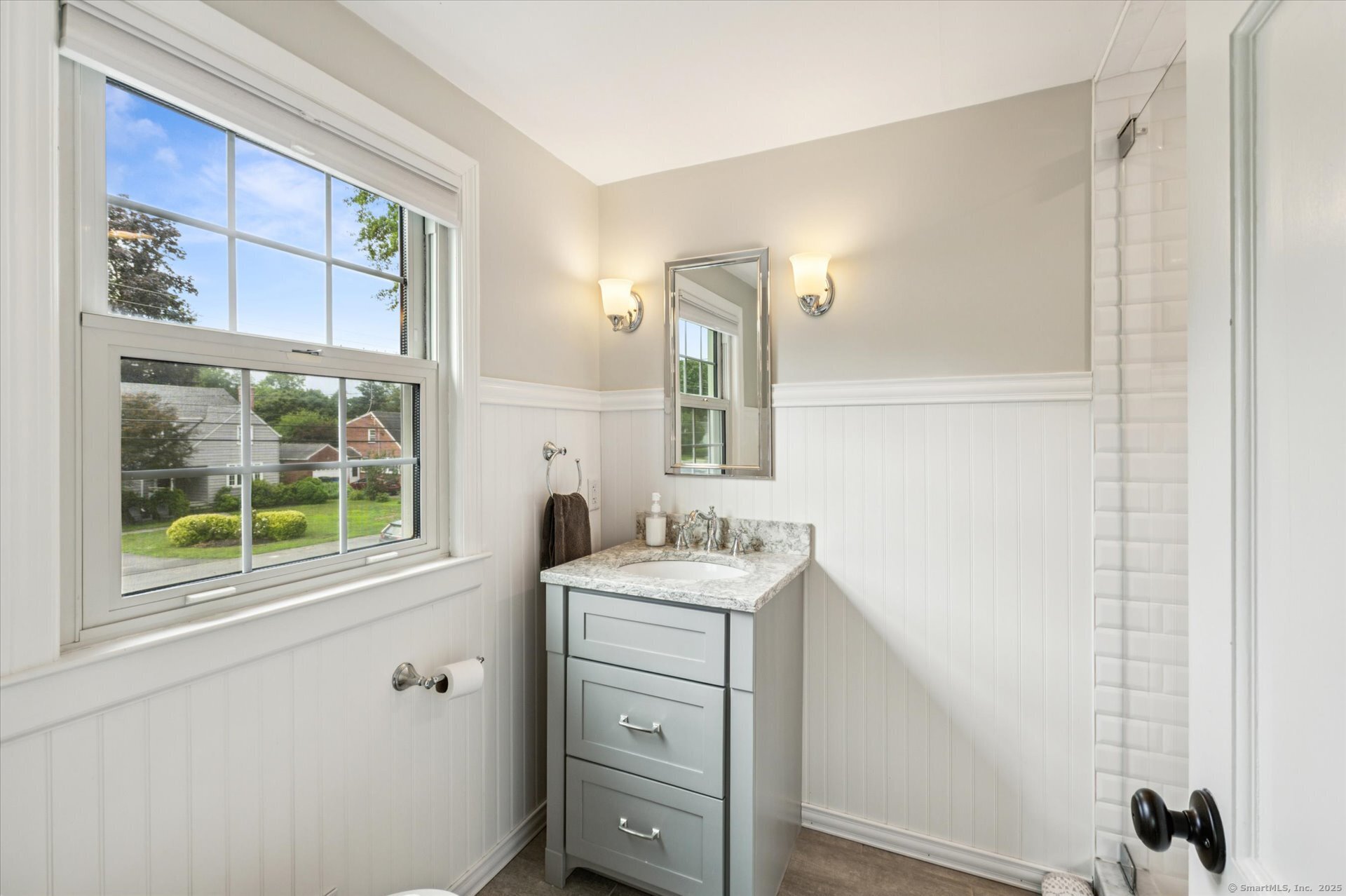 West Hartford, Connecticut 06107, United States, 4 Bedrooms Bedrooms, ,3 BathroomsBathrooms,Residential,Active,170417