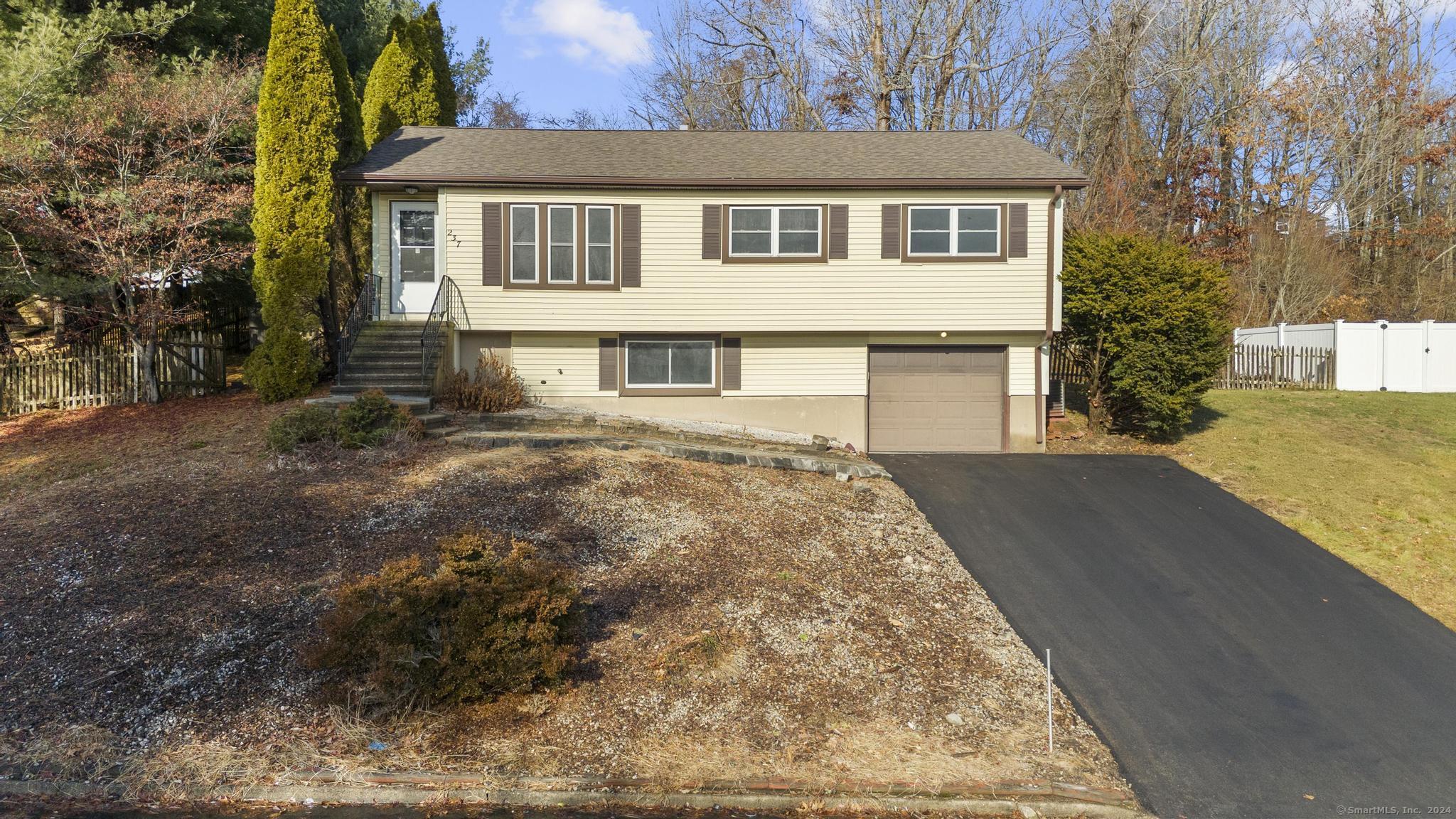 Photo 1 of Bluebird Drive, Naugatuck, Connecticut, $369,900, Web #: 24065698