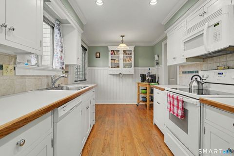 Tiny photo for 41 Happy Hollow Circle #B, Stratford, CT 06614 (MLS # 24177920)