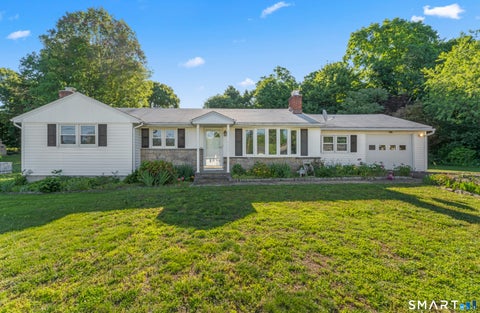 Homes For Sale - 5 Harbor Ridge Road<br/> Danbury, CT 06811