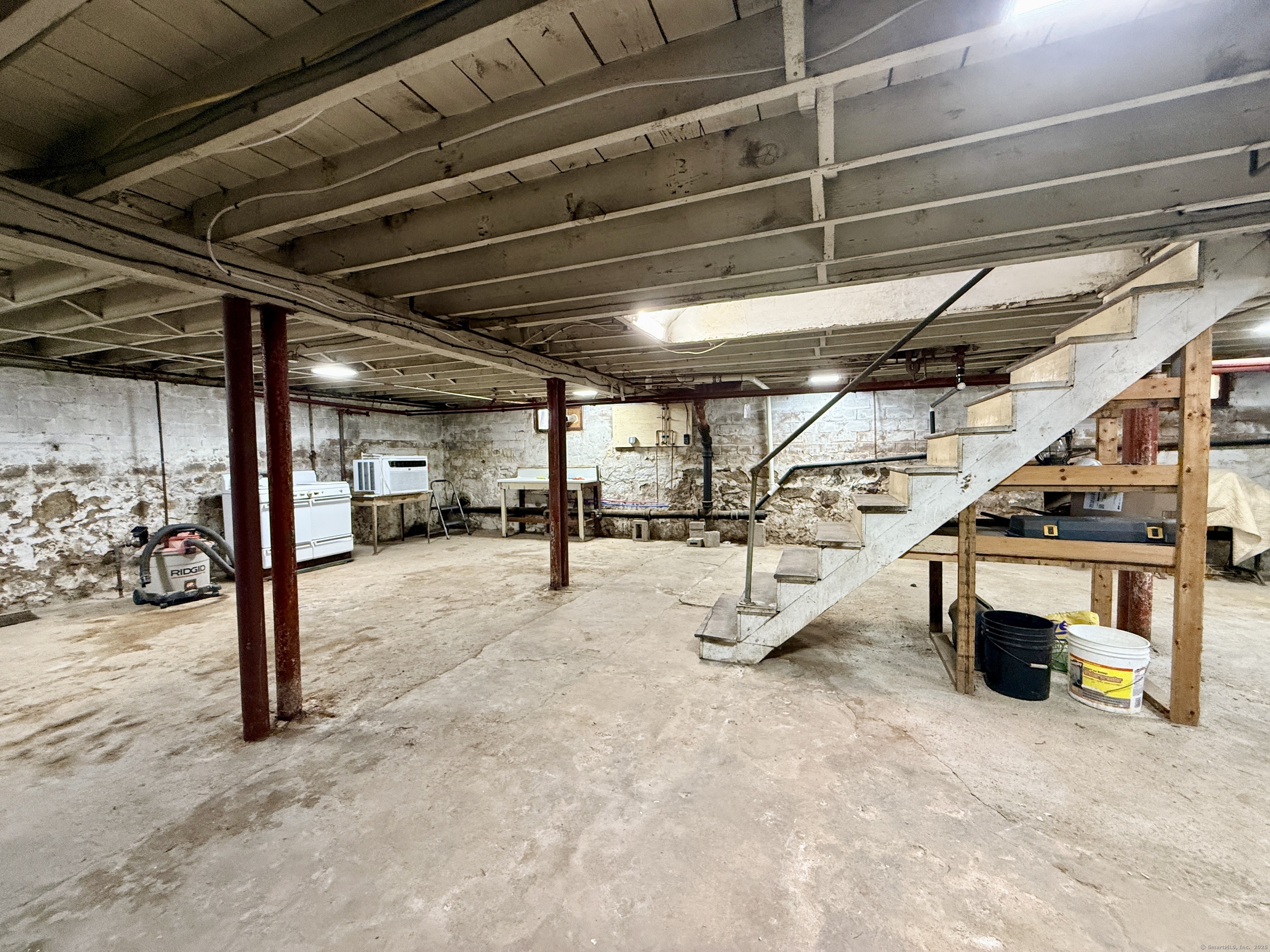 162 Charter Oak Avenue, East Haven, Connecticut image 29