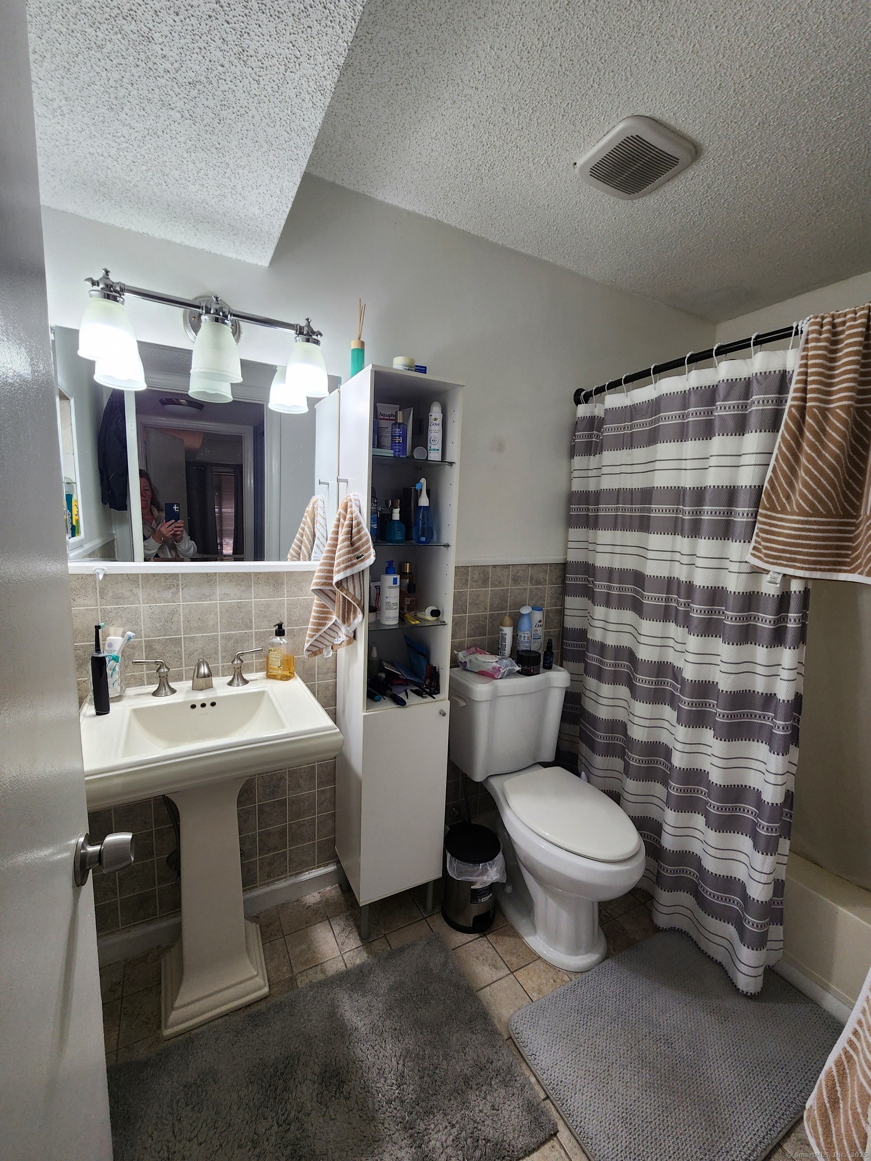 10 Woodsedge Drive #APT 2A, Newington, Connecticut image 7