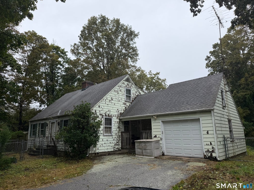 Photo of 53 Cross Highway, Westport, CT 06880 (MLS # 24210176)
