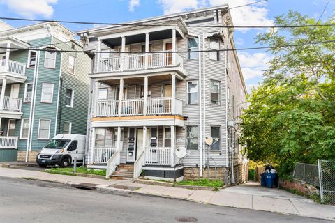28 Hill Street Waterbury CT 06704