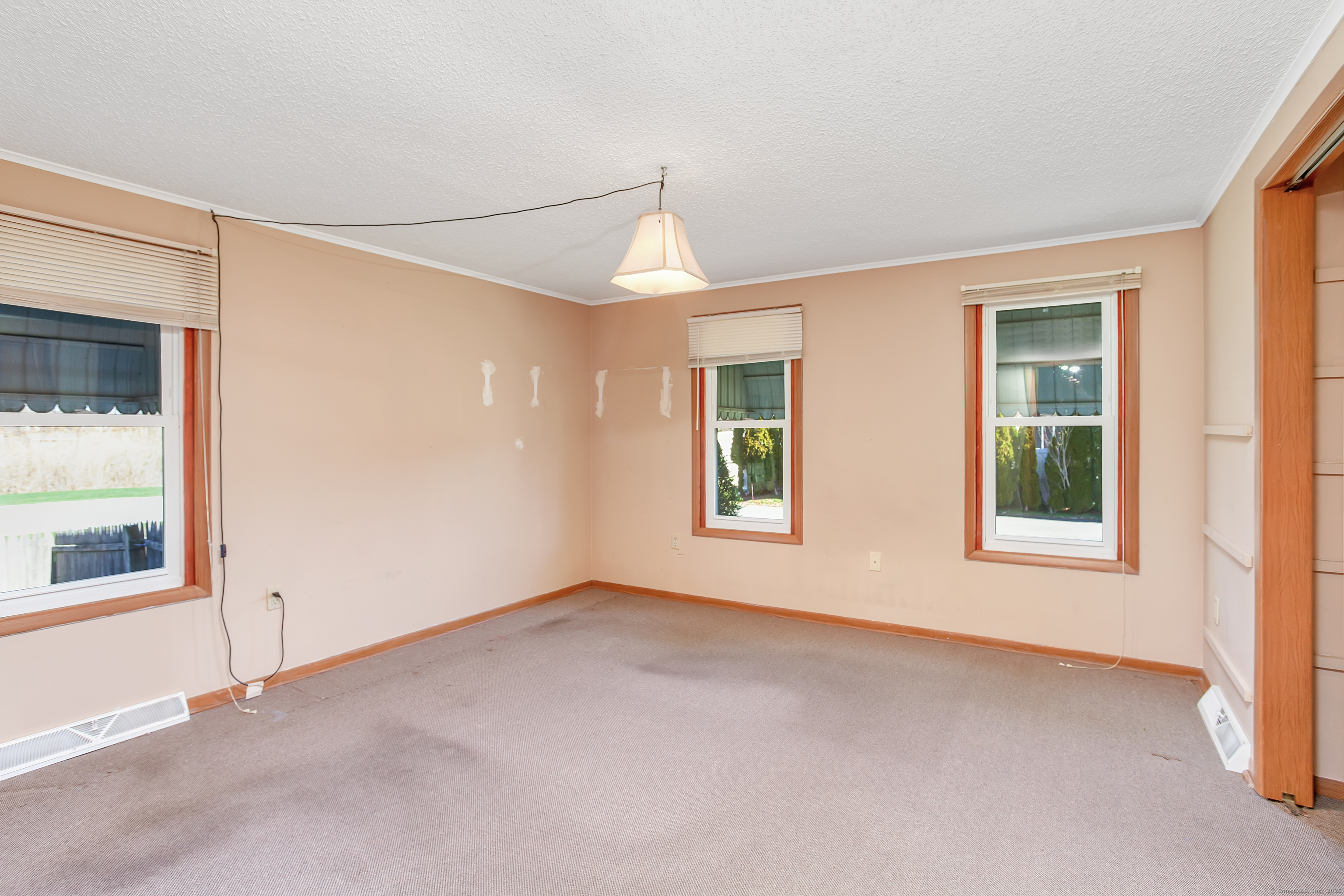 14 Montauk Road, East Haven, Connecticut image 16