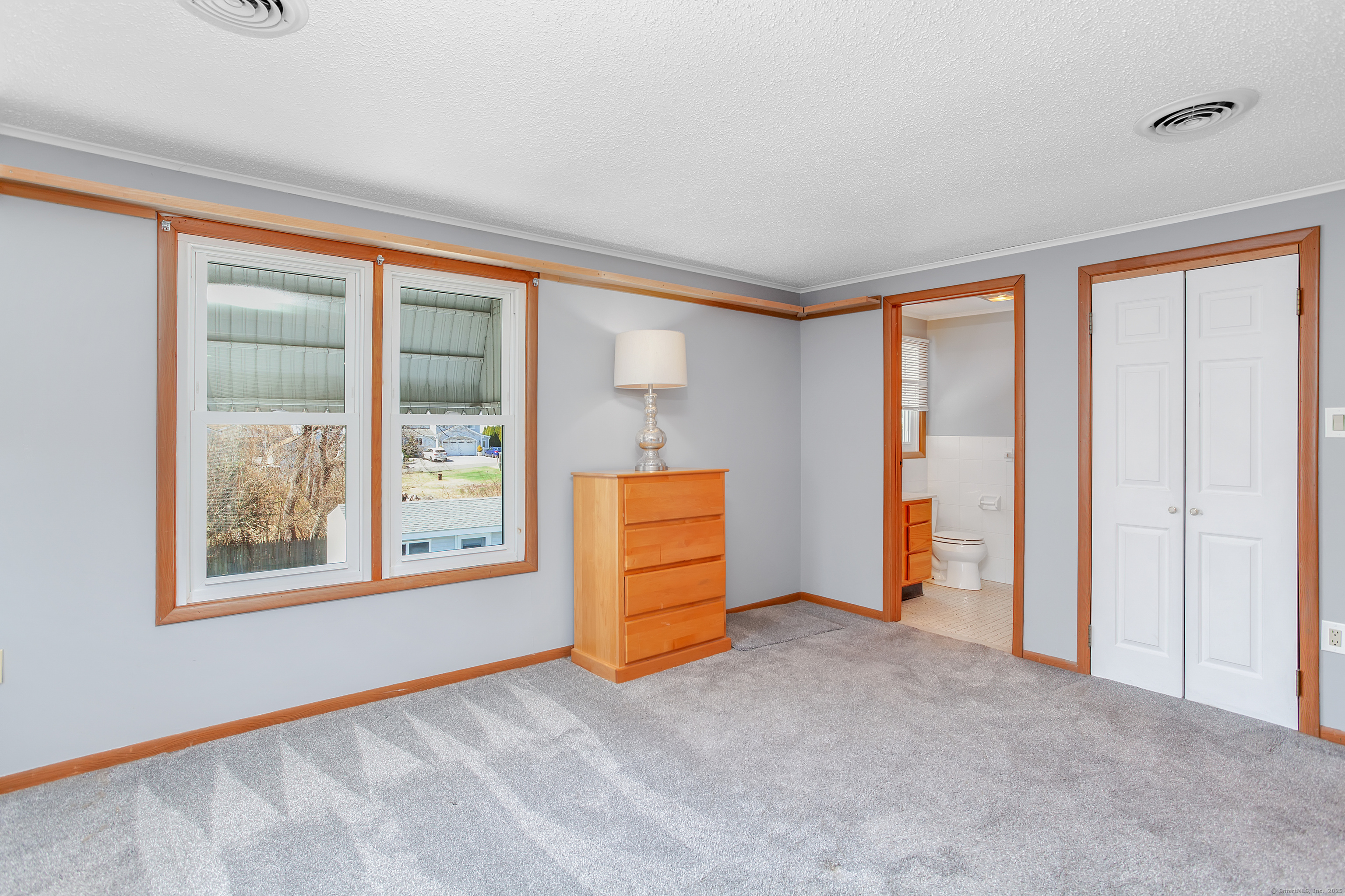 14 Montauk Road, East Haven, Connecticut image 24