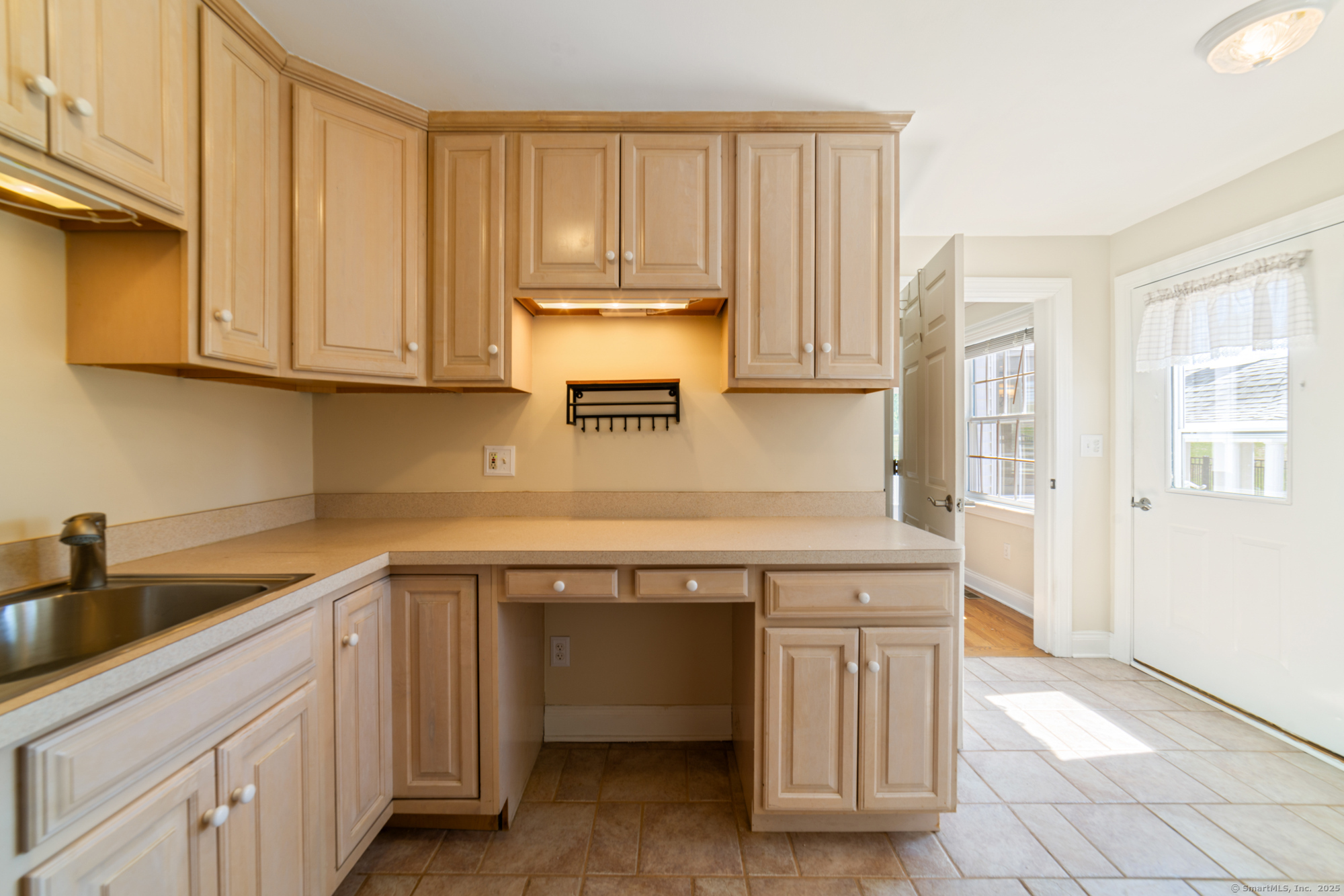 569 Lake Winnemaug Road, Watertown, Connecticut image 16