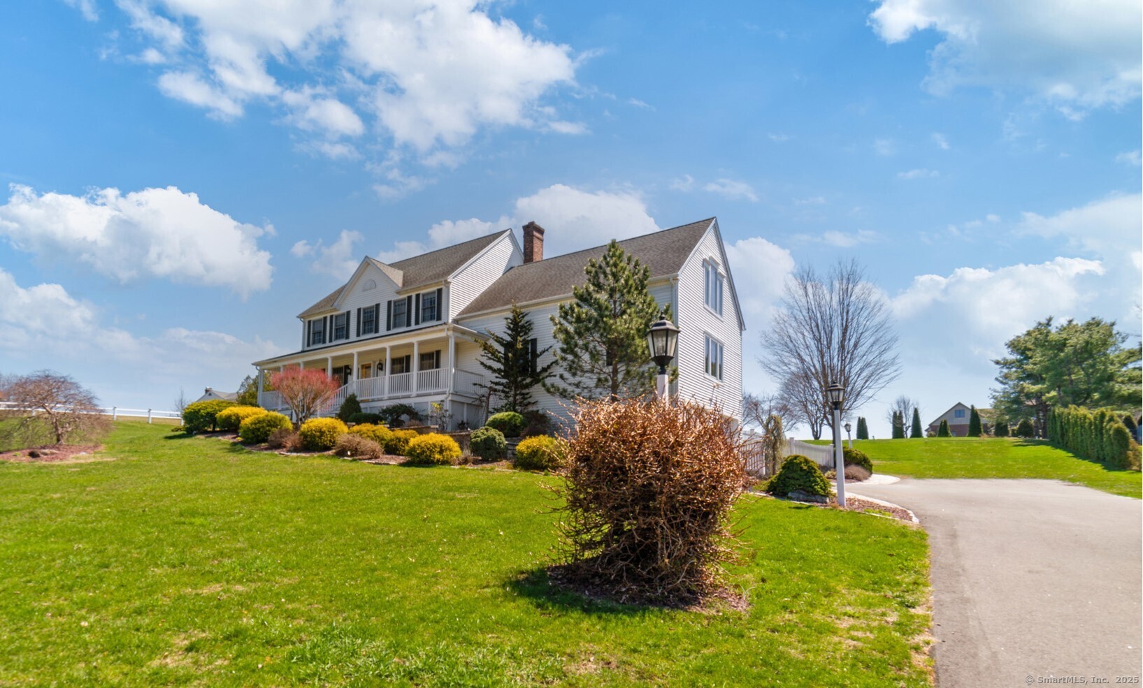 569 Lake Winnemaug Road, Watertown, Connecticut image 2